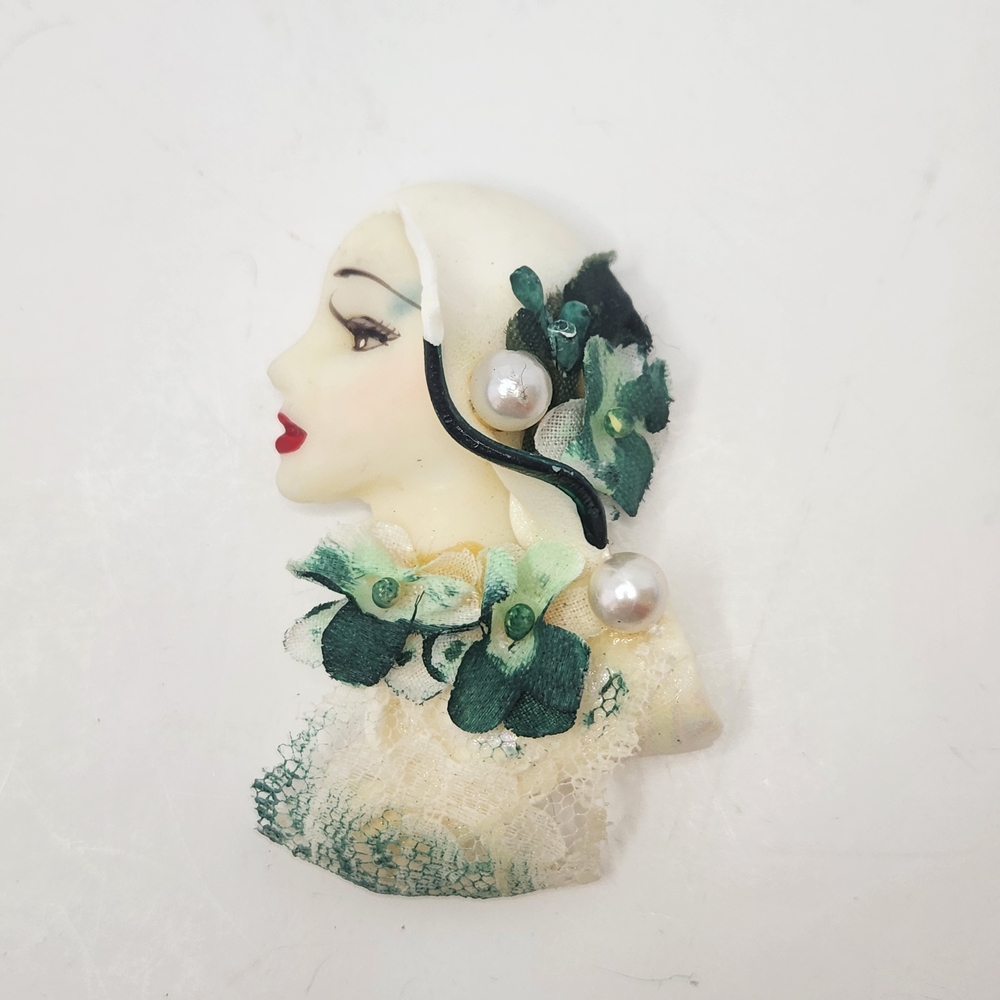 Elegant Green and Cream Brooch